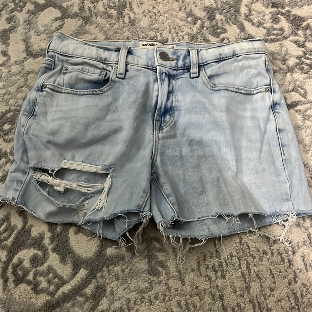 GARAGE Jean shorts